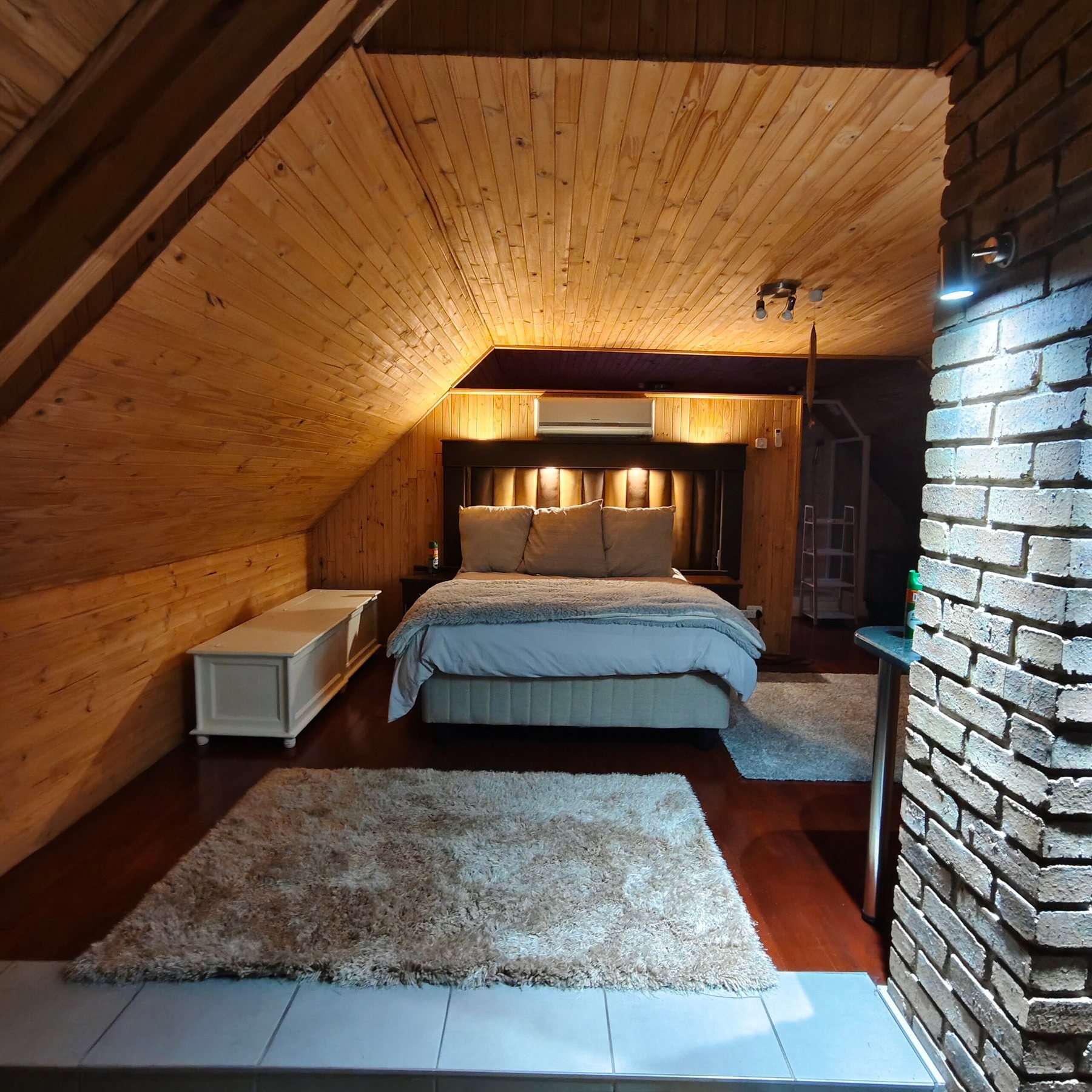 Main bedroom, another angle